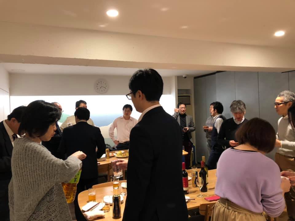 志を持つ専門家の新年会